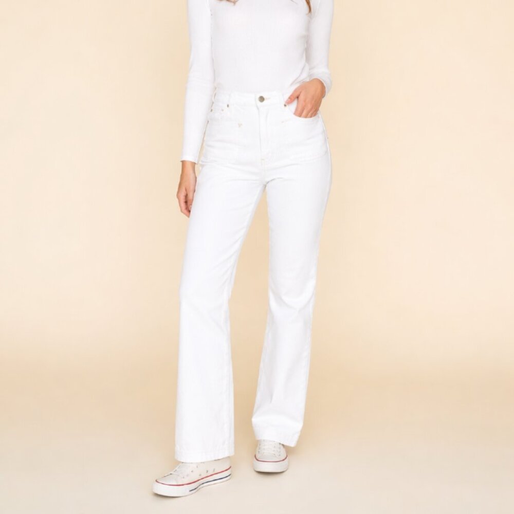 XiRENA Gloria White Front Pocket Flared Leg Jeans Size 29